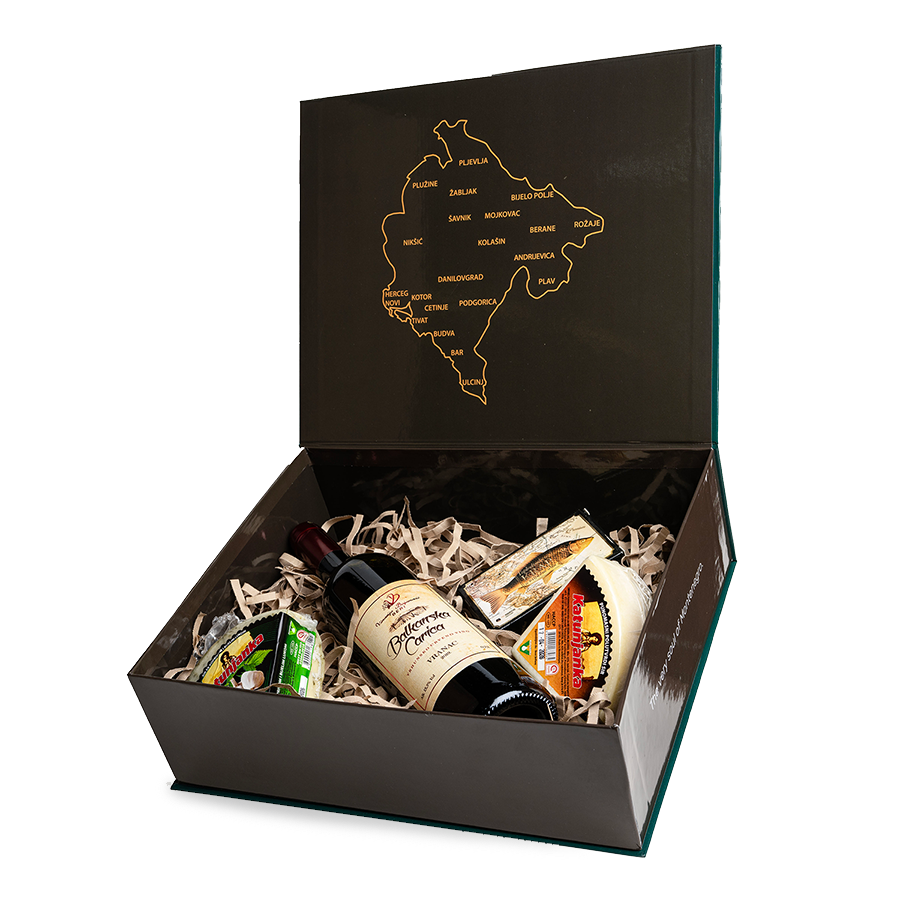 Souvenegro premium gift box with Montenegro map engraved inside the lid